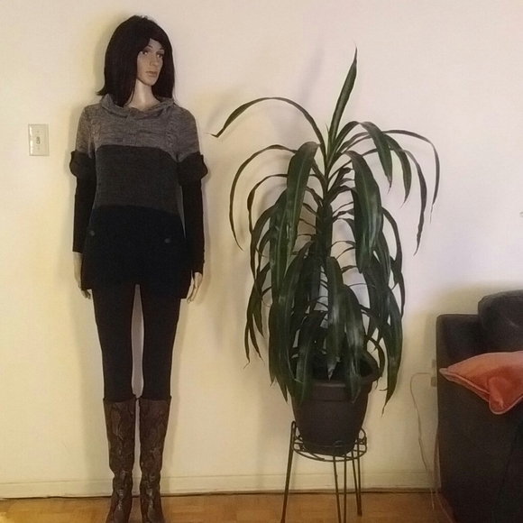 🌼  Dress - Picture 2 of 9